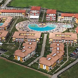 ai-pini-lido-altanea.hotelinveneto.com/